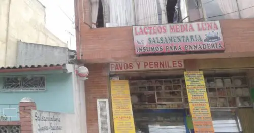 LACTEOS MEDIA LUNA BOGOTÁ LACTEOS MEDIA LUNA BOGOTÁ